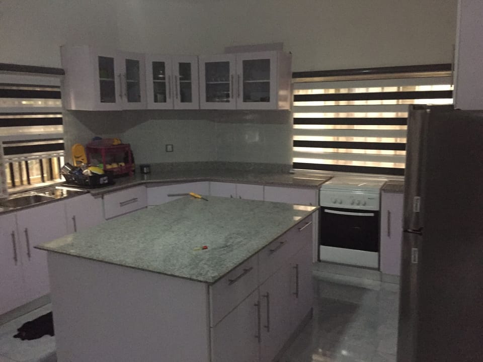 Family Villa | Private kitchen | Full-size fridge, microwave, oven, stovetop