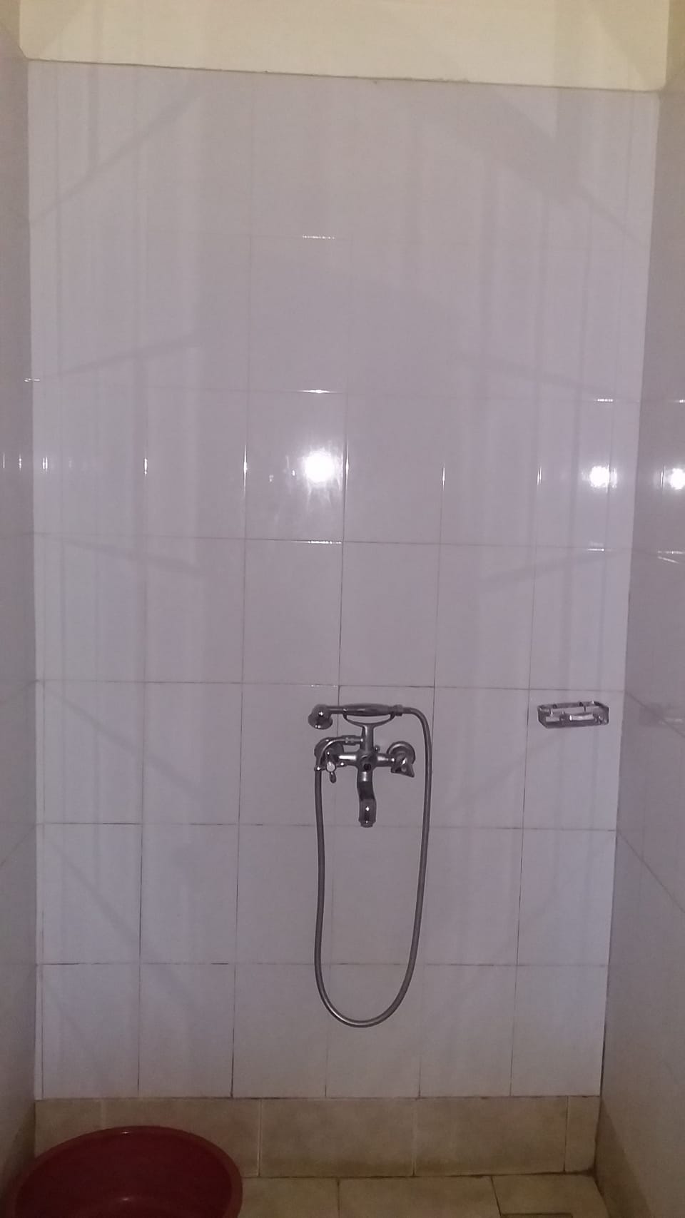 Twin Room | Bathroom shower
