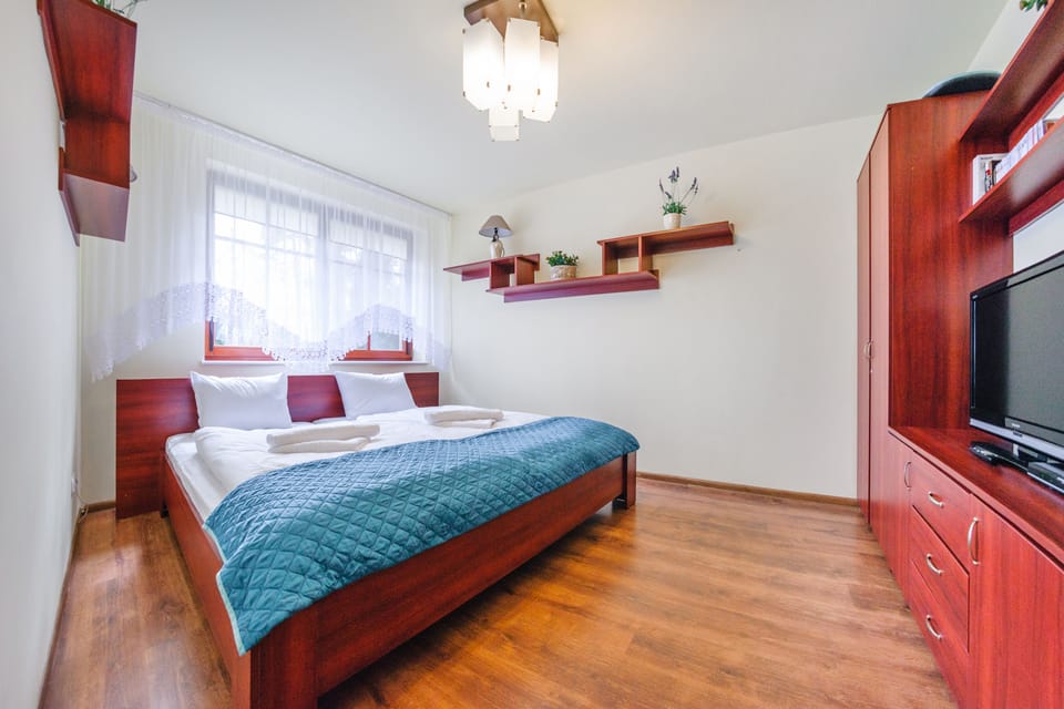 Apartment (3) | 1 bedroom, iron/ironing board, bed sheets