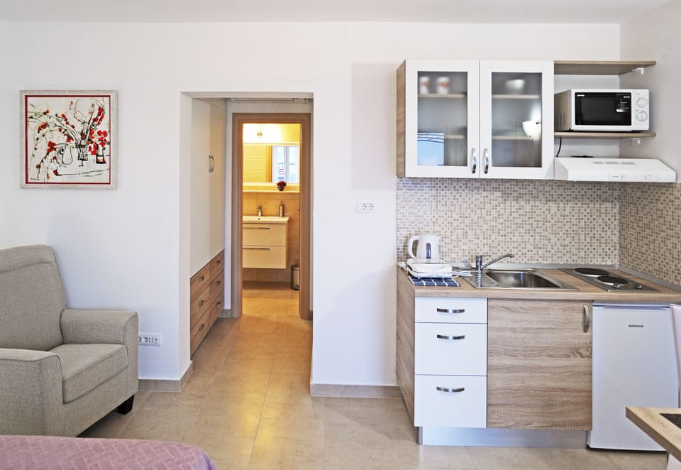 Kitchenette