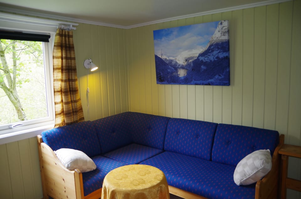Economy Studio | Living area