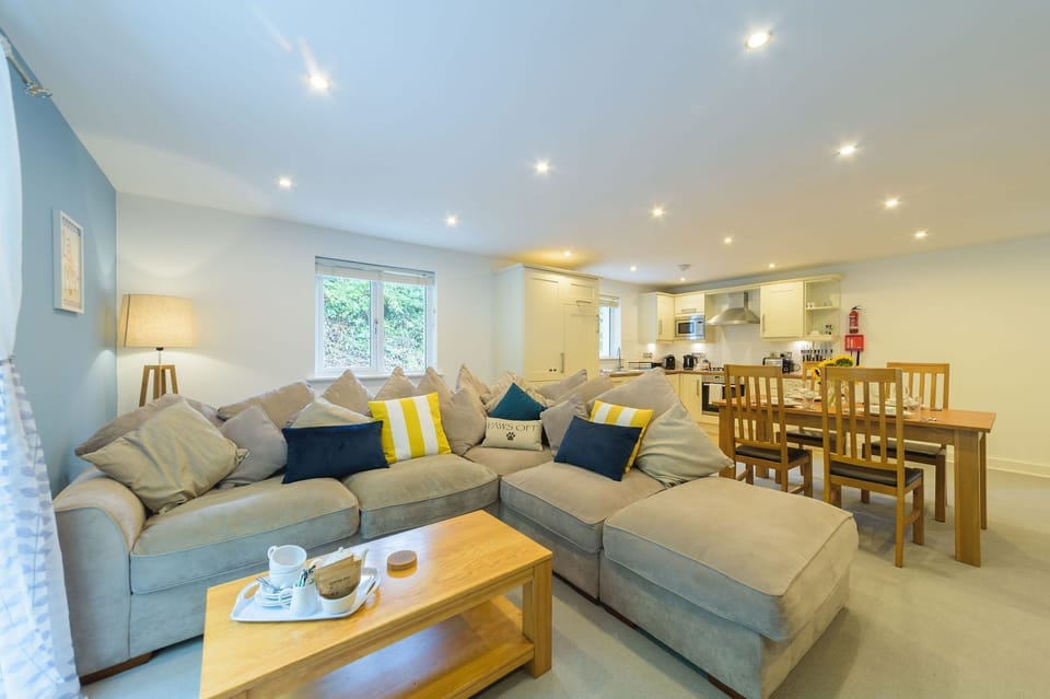 Cottage | Living area | LCD TV