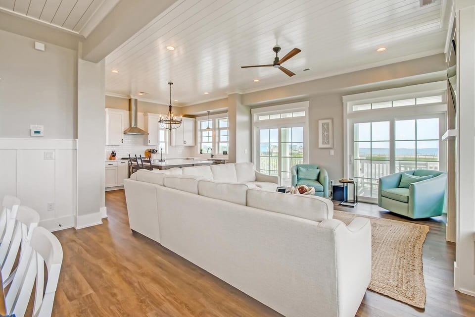 Surf-or-Sound-Realty-Due-East-883-Great-Room-1
