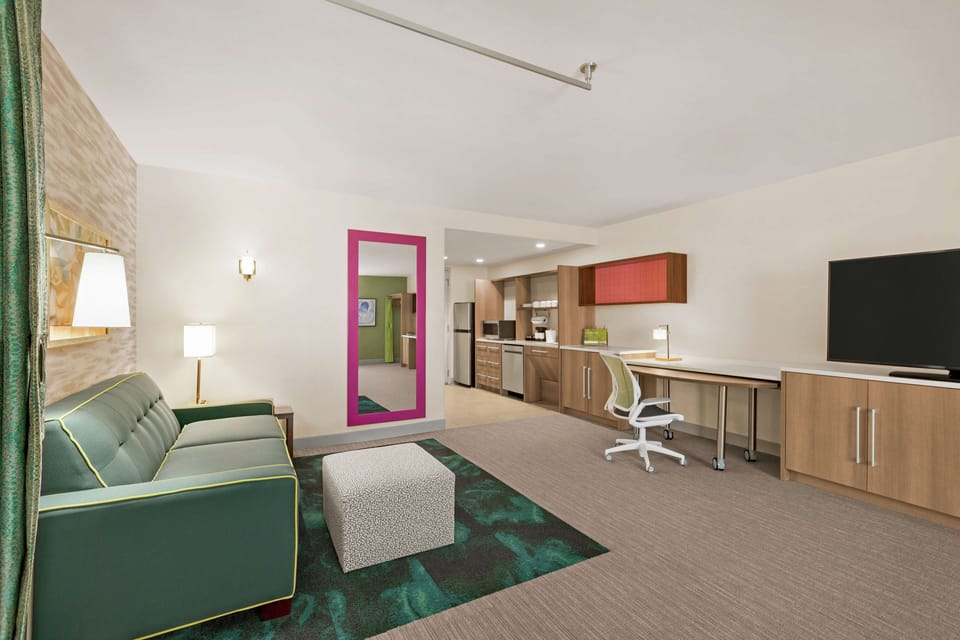 In-room safe, desk, laptop workspace, iron/ironing board