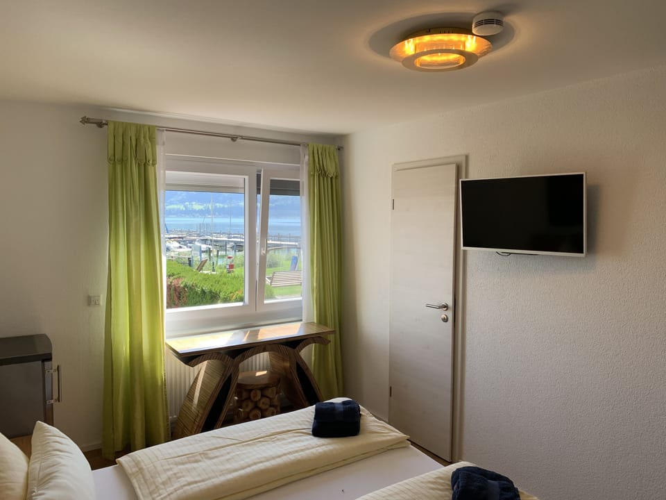 Comfort Double Room, Lake View | Premium bedding, free cribs/infant beds, free WiFi