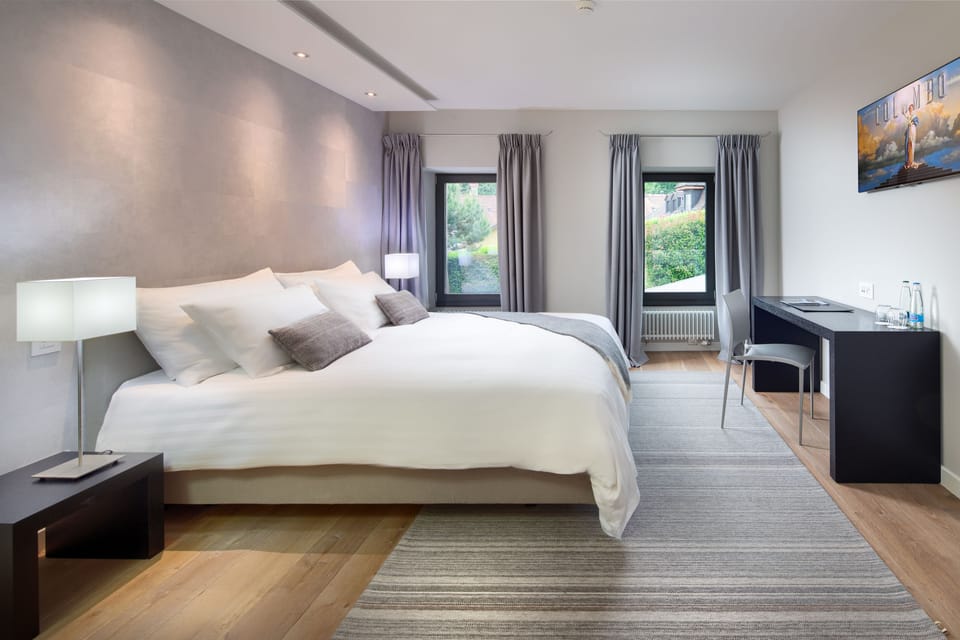 In-room safe, blackout drapes, free WiFi, bed sheets