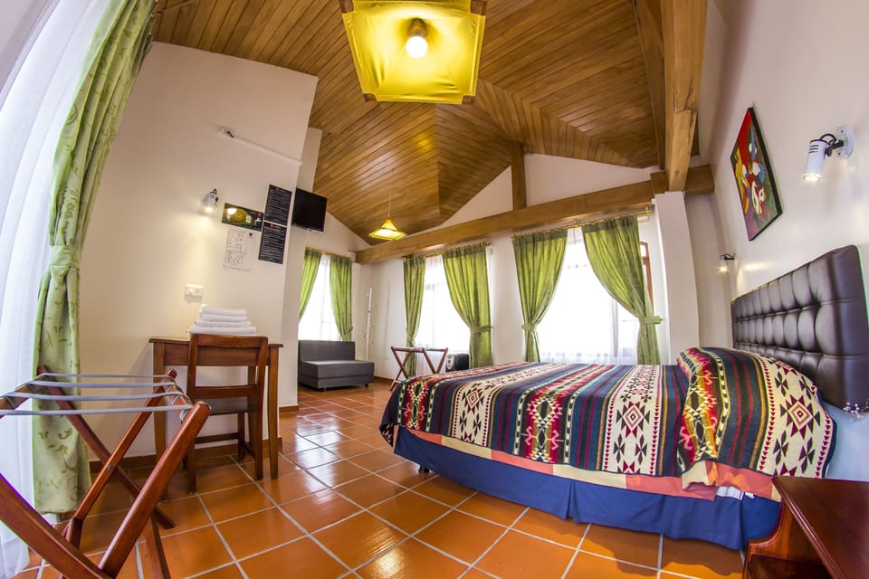 Superior Double Room, 1 Bedroom, Garden View, Tower | Down comforters, blackout drapes, WiFi (free), bed sheets
