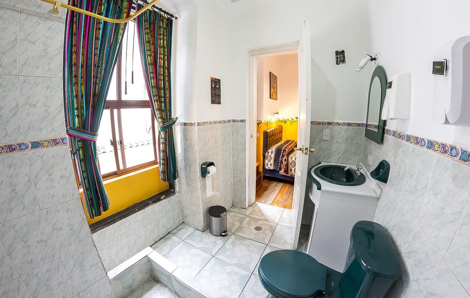 Standard Single Room, Courtyard View, Tower | Bathroom | Shower, towels, soap, shampoo