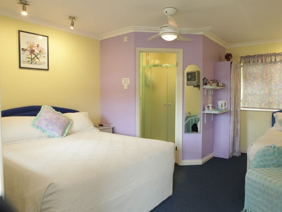 Triple Room, Ensuite (King Size & Single Beds) | 1 bedroom