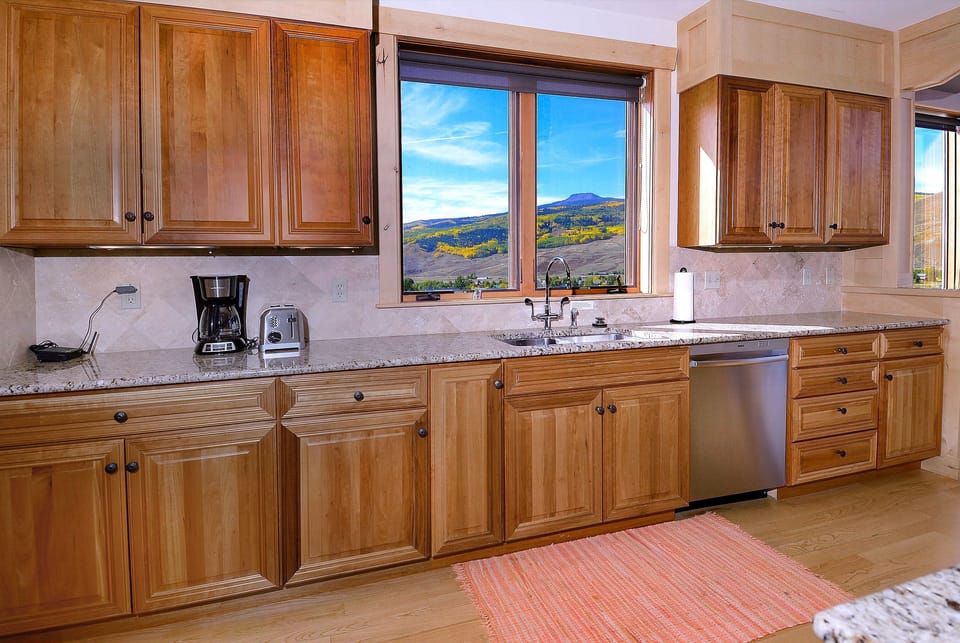 Spacious kitchen