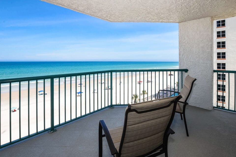 Private, direct oceanfront 5th floor balcony