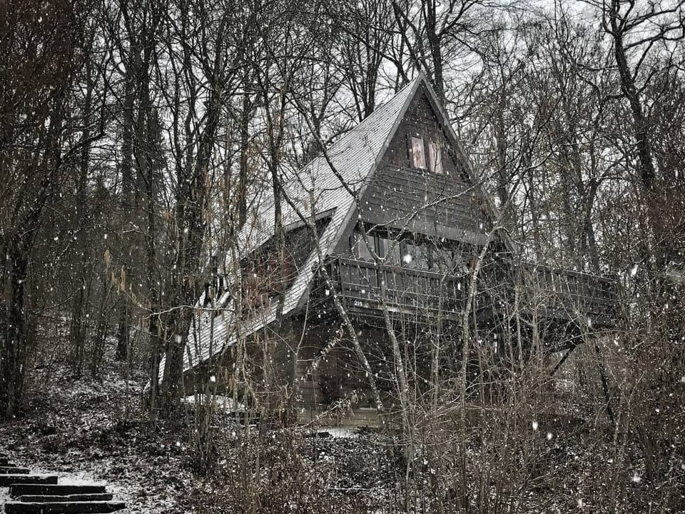 Bungalow in winter