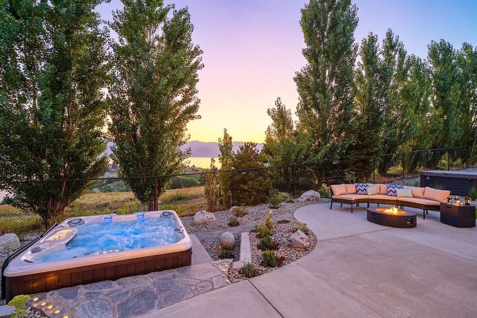 Private hot tub, fire pit and dining with a view