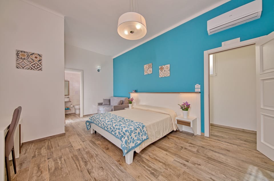 Standard Triple Room (Luppia) | Premium bedding, pillowtop beds, in-room safe, individually decorated