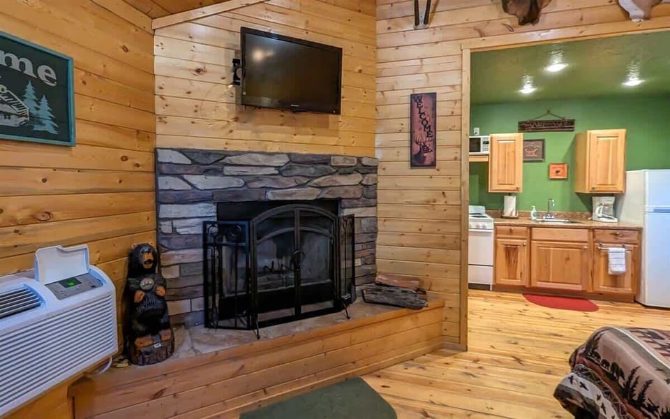 Now you`ve made it to the mountains Lounge in bed while watching tv and a log fire burning.