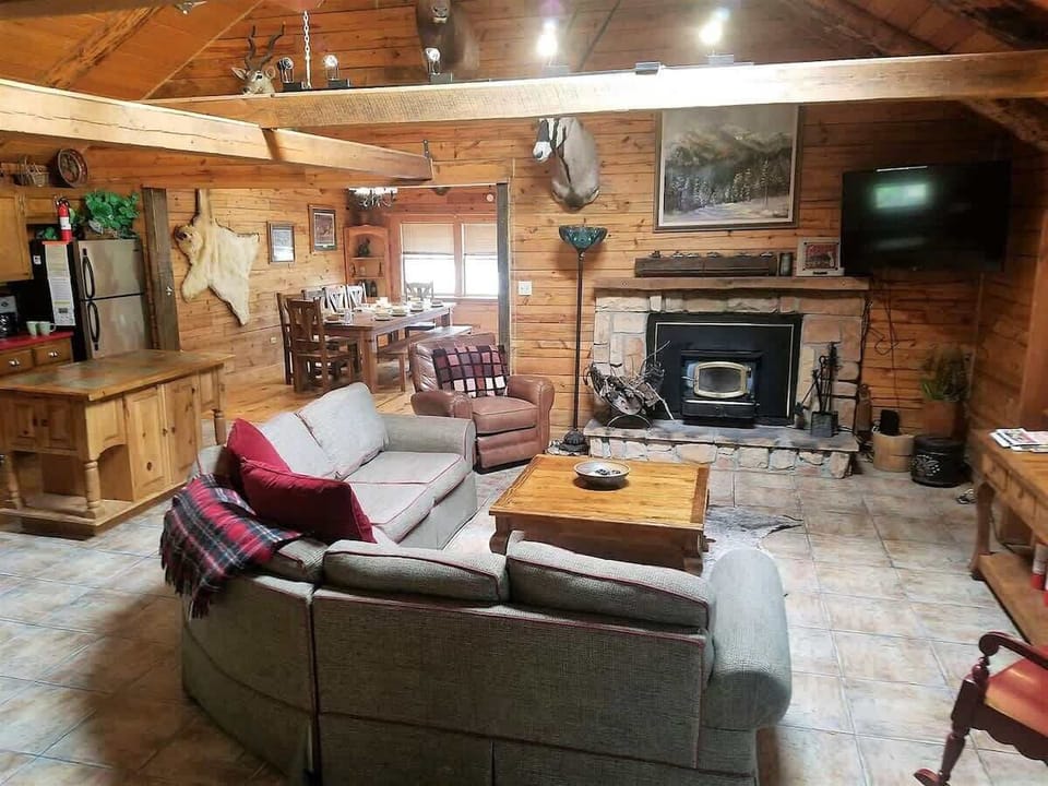 Bearadise - Cozy Cabins LLC