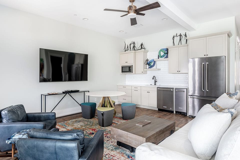 1st Floor Living Area with Pool Table and Kitchenette
