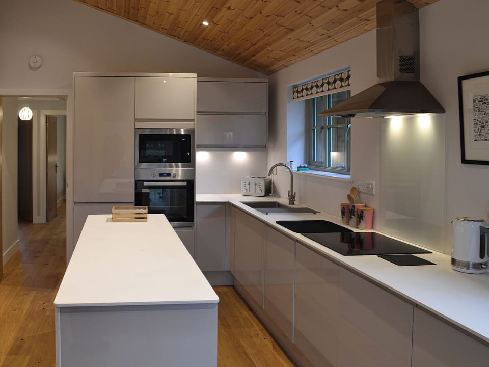 Well equipped modern kitchen | Hen Harrier Lodge, St Columb Major, near Padstow