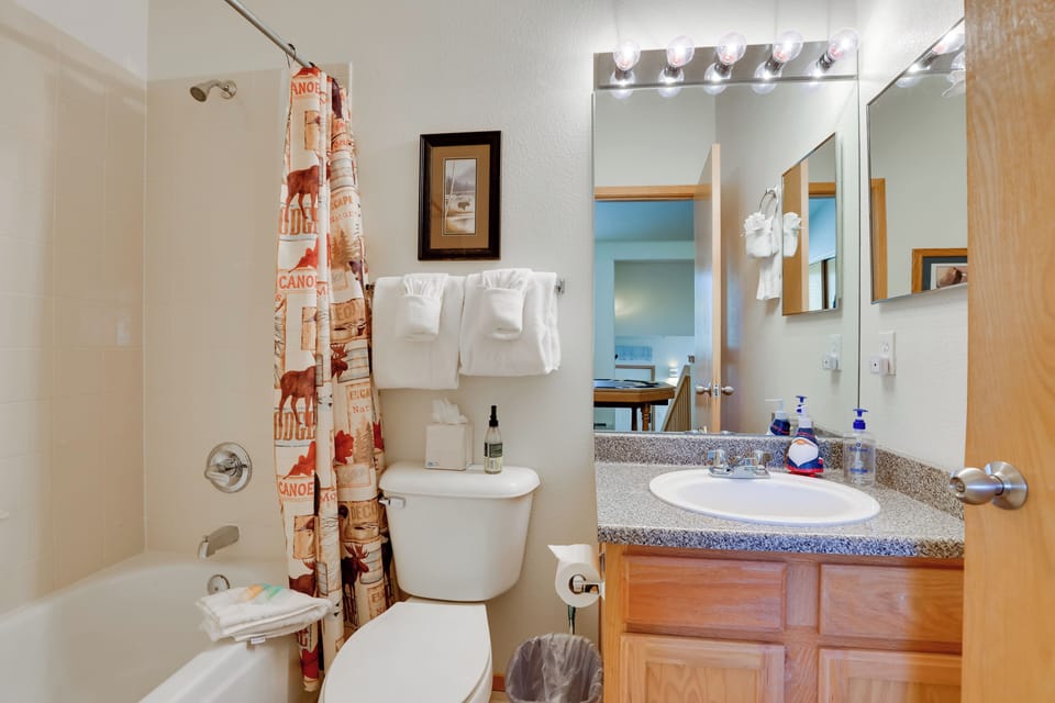 En-Suite Bathroom