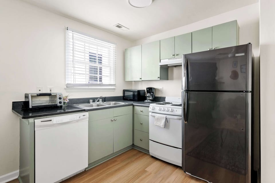 First floor: Kitchen 