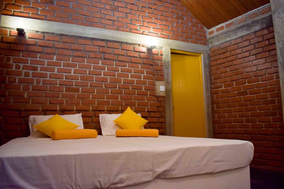 Soundproofing, iron/ironing board, free WiFi, bed sheets