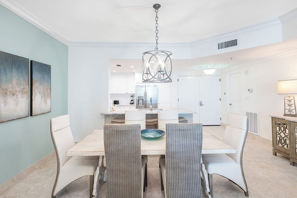Dining Room 1.2