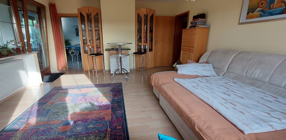 Deluxe Apartment | 3 bedrooms, premium bedding, desk, laptop workspace