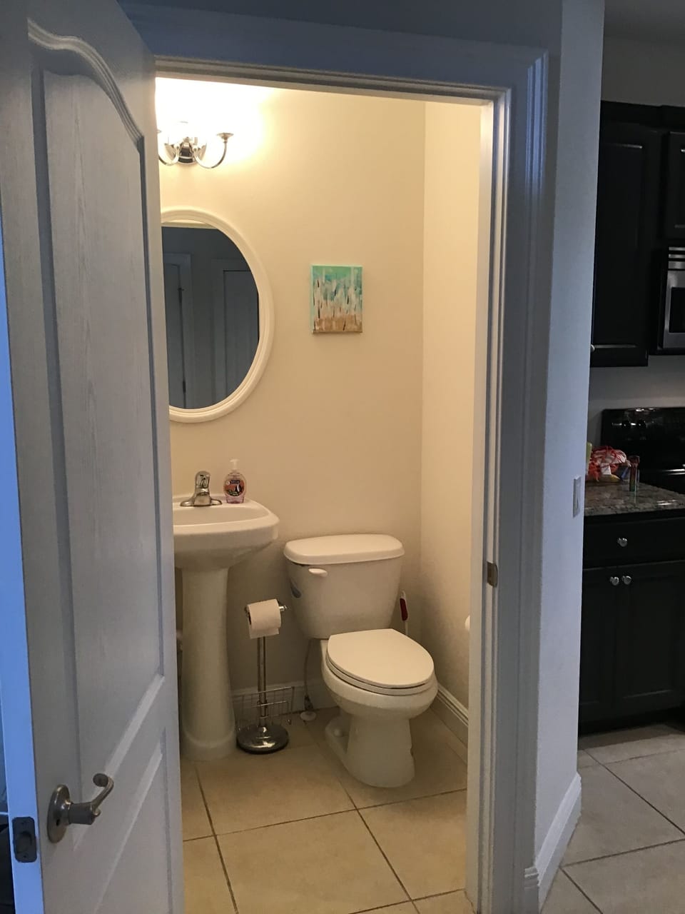 Powder room - 2nd floor