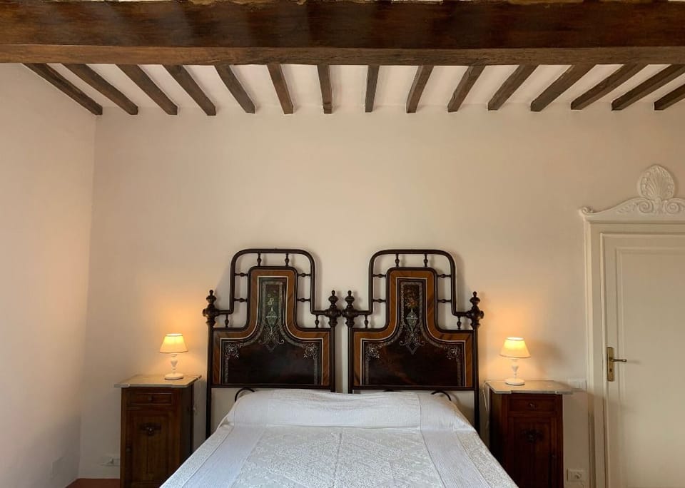 Comfort Double Room, Sea View | In-room safe, individually decorated, individually furnished, desk