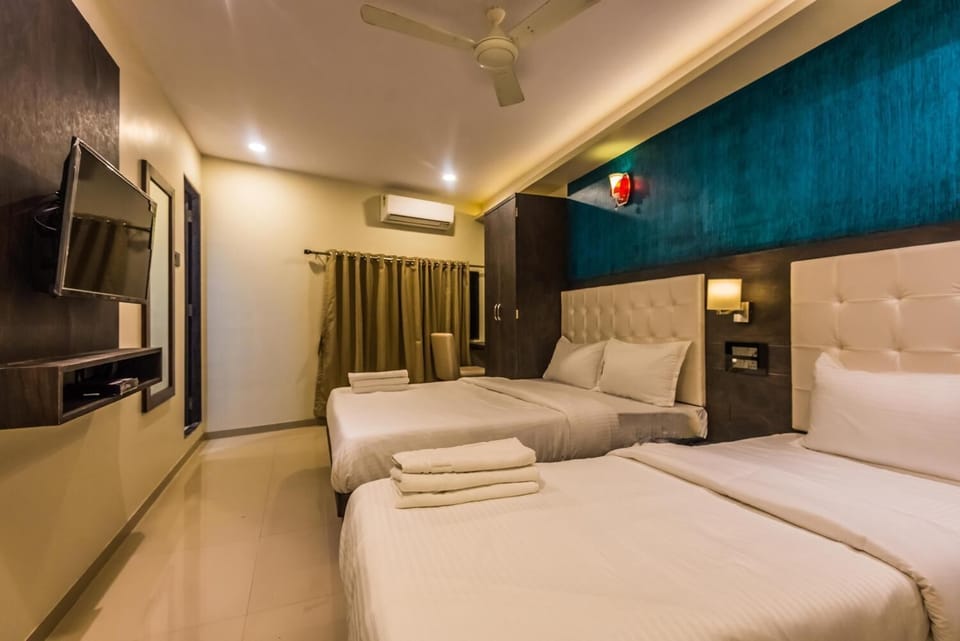 Deluxe Double Room | WiFi (free), bed sheets