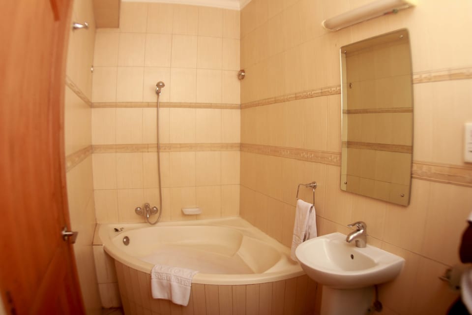 The City Royal Resort Hotel Hotel in Kampala