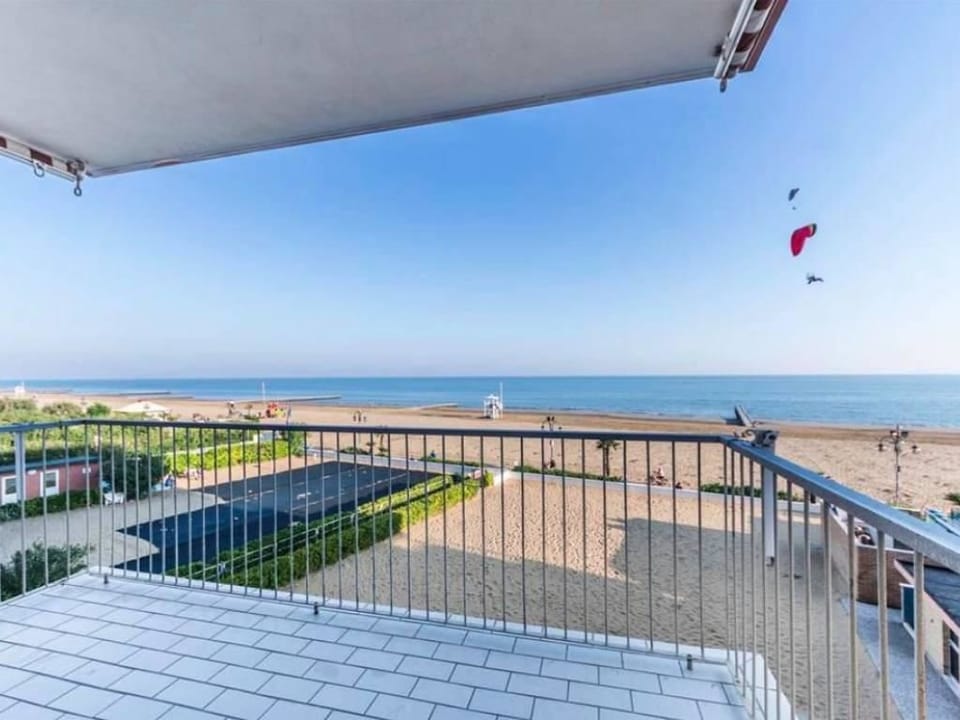 Luxury Apartment, 3 Bedrooms, Balcony | Balcony view