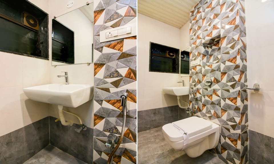 Standard Room | Bathroom | Shower, free toiletries, towels, soap