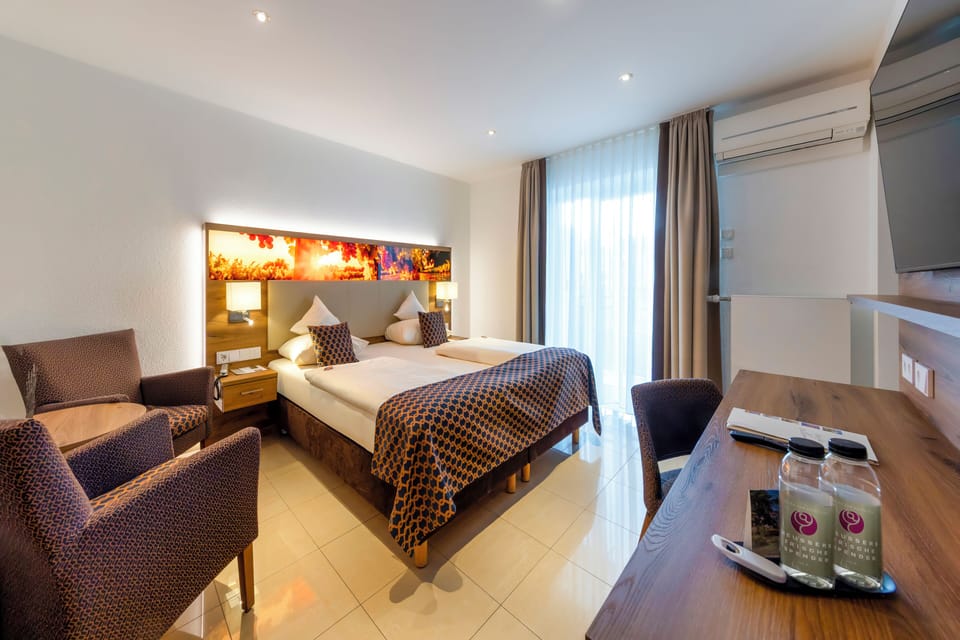 Double Room, Garden View | 1 bedroom, premium bedding, in-room safe, individually furnished