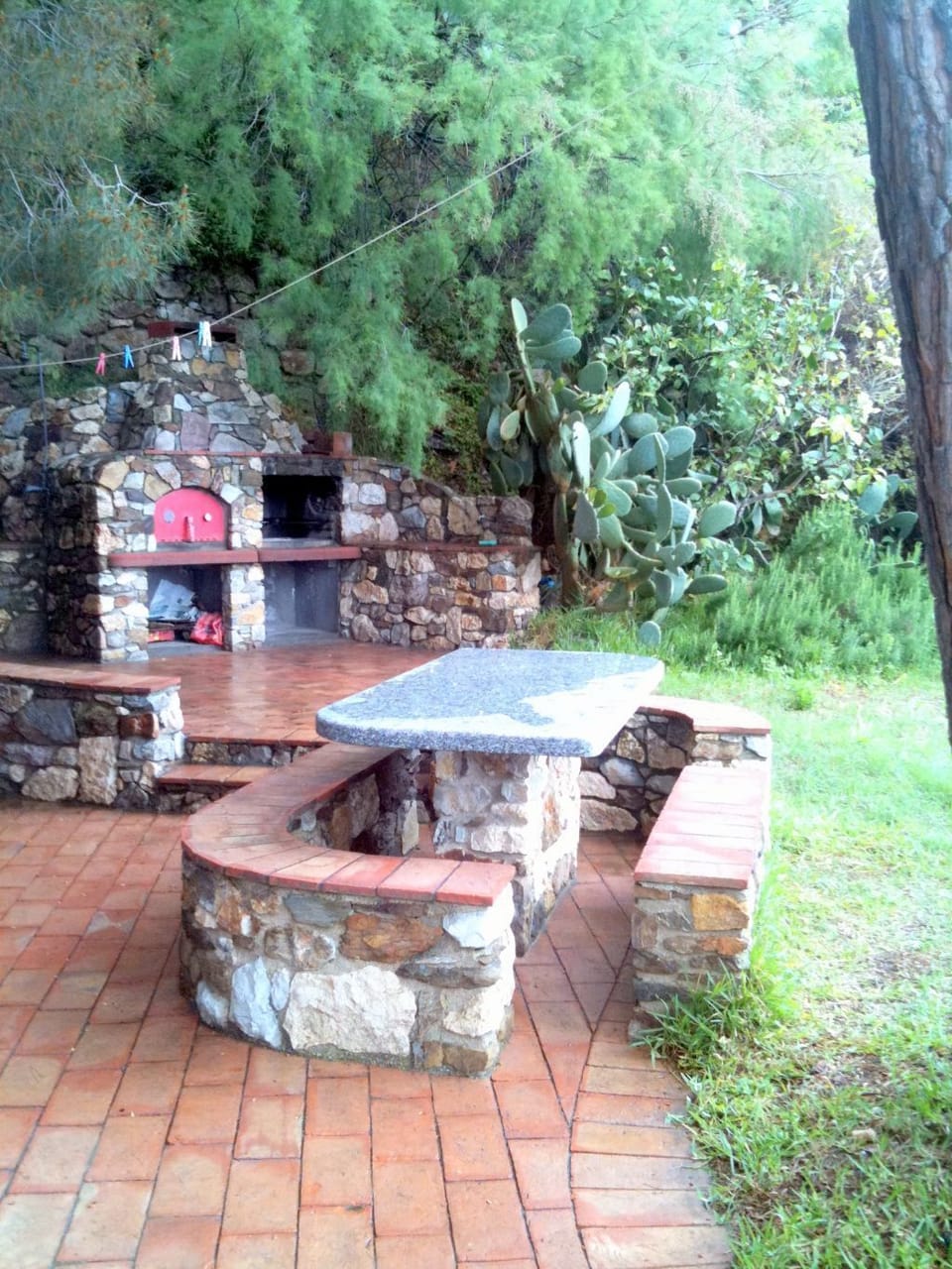 BBQ/picnic area
