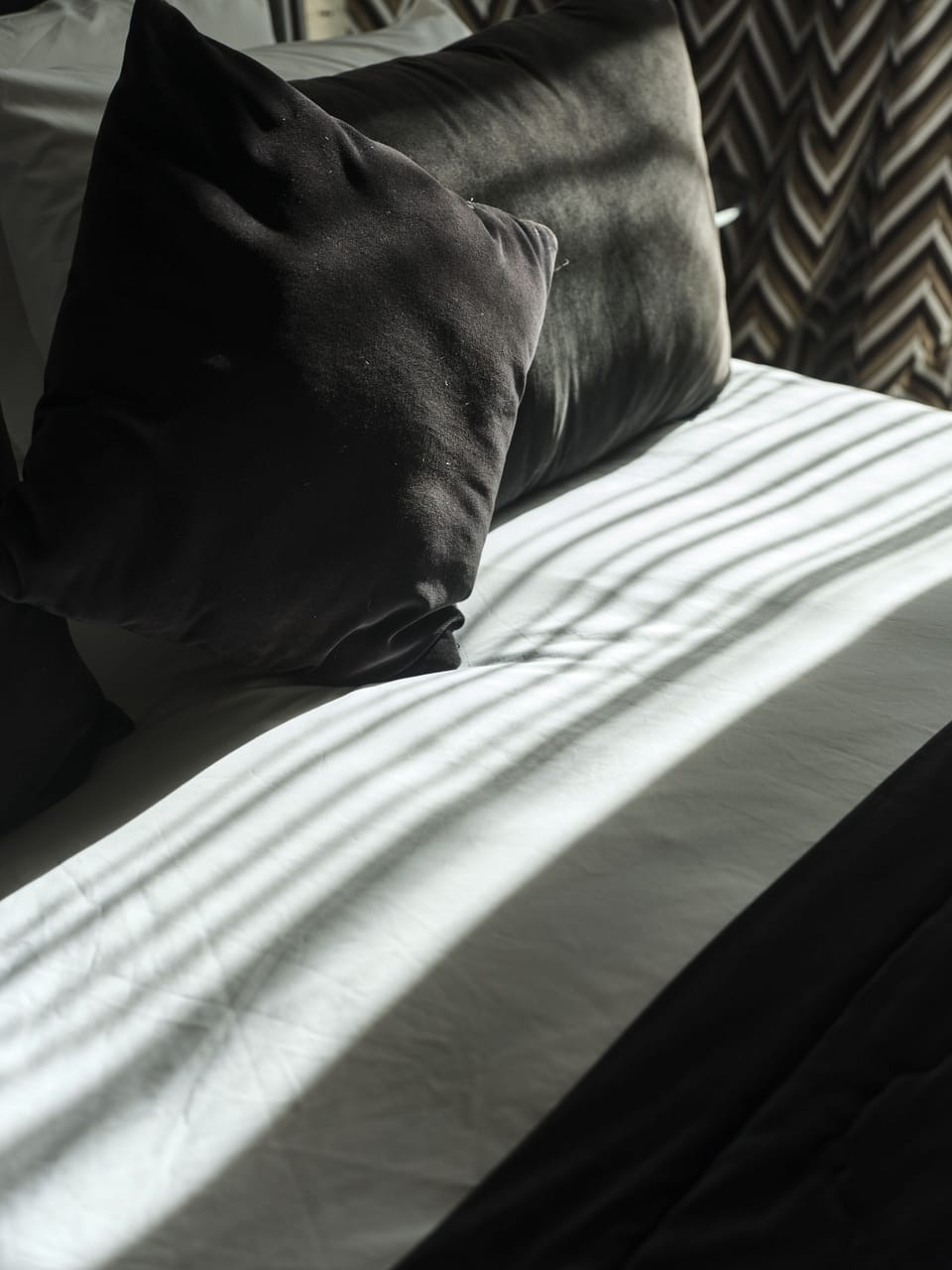 Executive Room | Premium bedding, minibar, in-room safe, individually decorated
