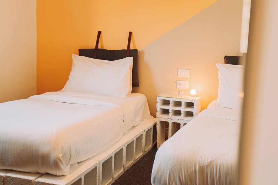 Deluxe Twin Room | Premium bedding, soundproofing, WiFi (free)