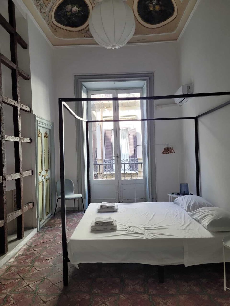 C. Parker Double Room with Extra Bed | Free WiFi, bed sheets