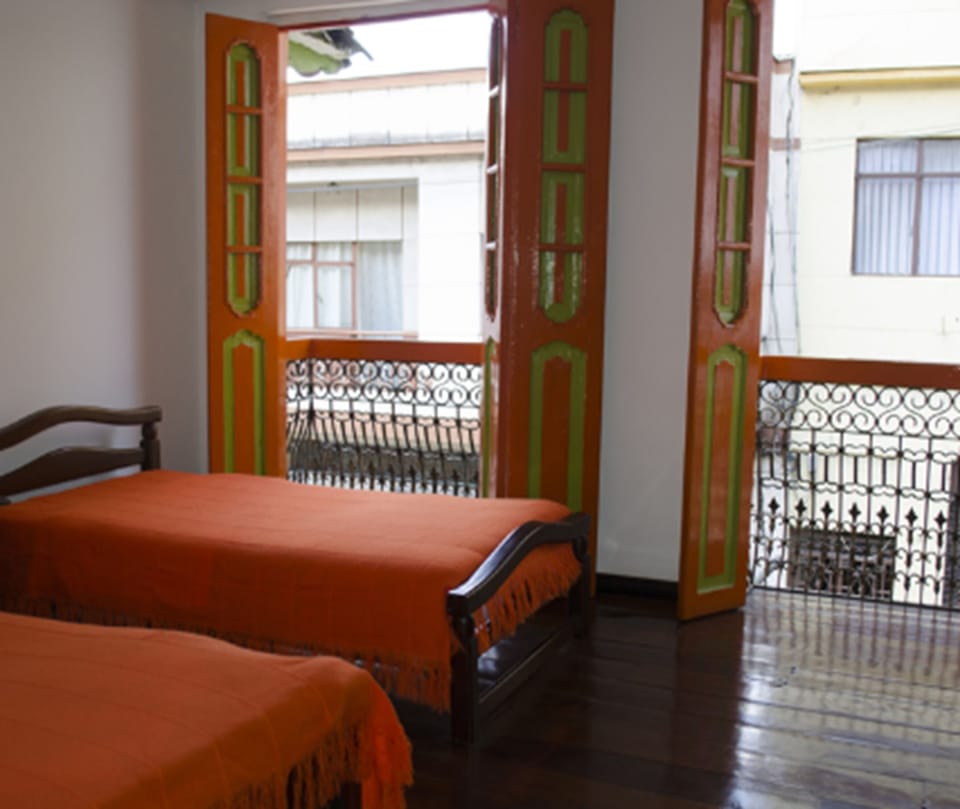 Double Room | Desk, free WiFi