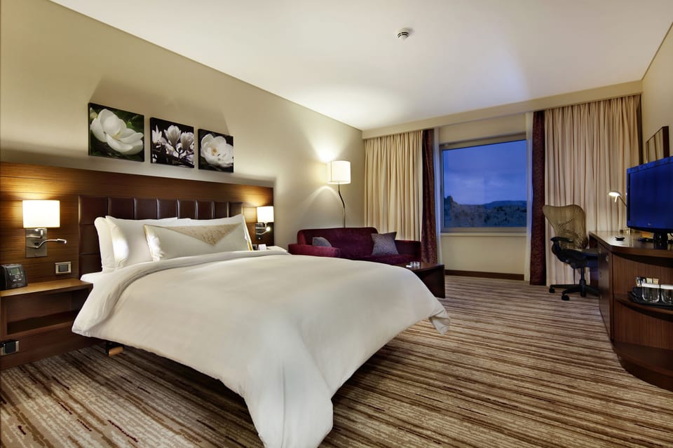 Minibar, in-room safe, iron/ironing board, rollaway beds