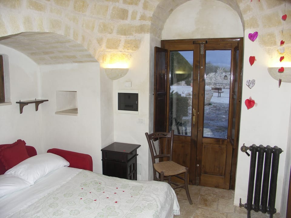 Double Room, 1 Large Twin Bed, Private Bathroom (Trullo) | Premium bedding, individually decorated, individually furnished