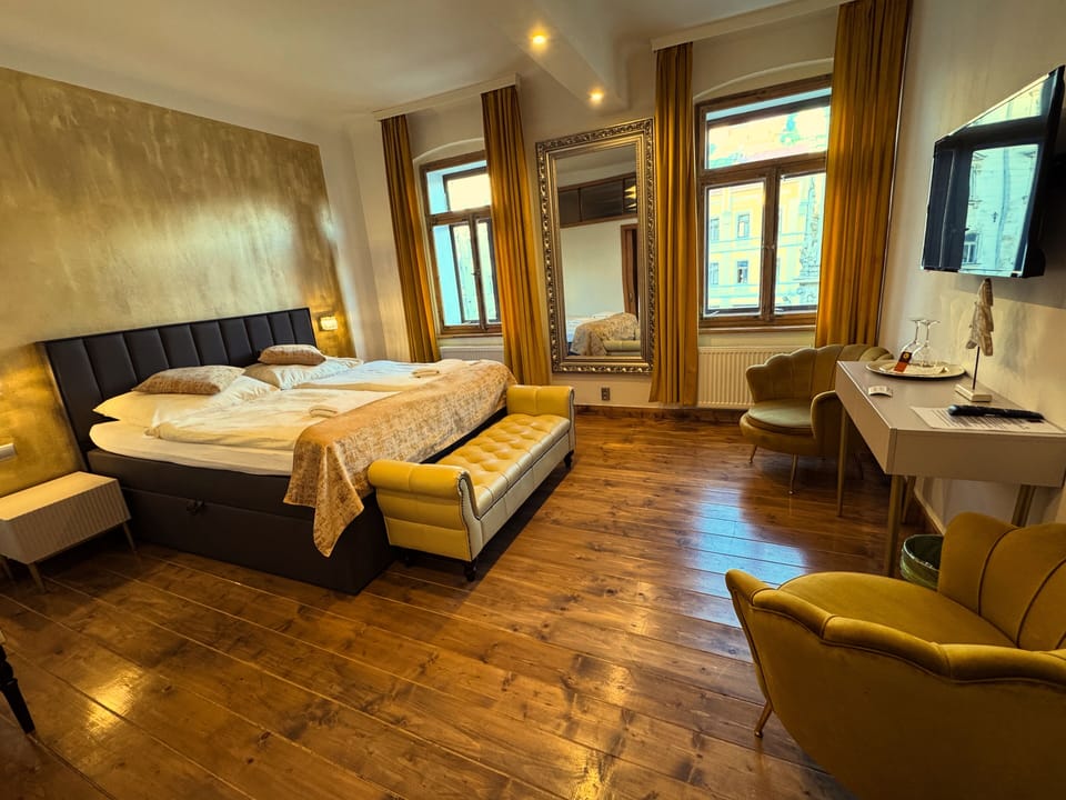 Deluxe Double Room | Free WiFi