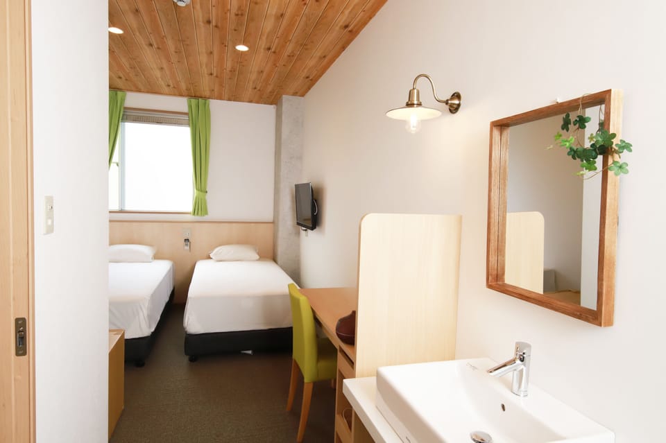 Twin Room, 2 Twin Beds, Non Smoking | Blackout drapes, free WiFi, bed sheets