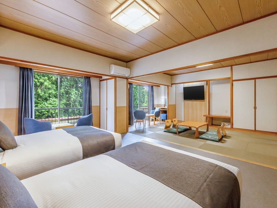 Japanese-Western-Style Room | Free minibar, in-room safe, desk, blackout drapes