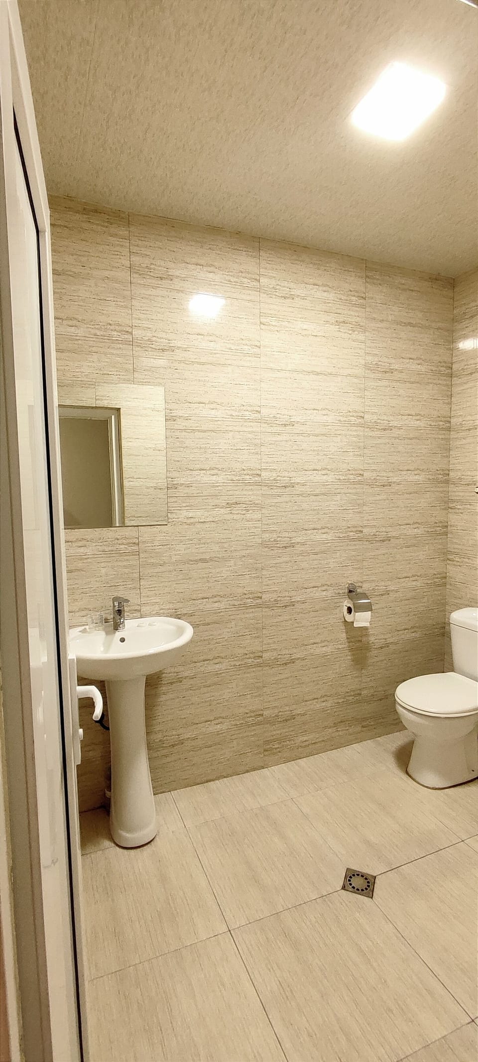 Comfort Double or Twin Room | Bathroom | Shower, slippers, towels, soap