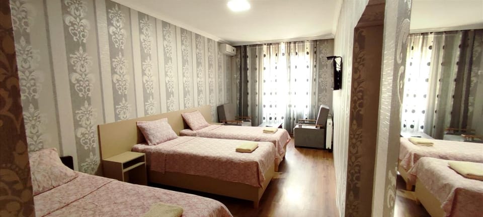 Iron/ironing board, free WiFi, bed sheets