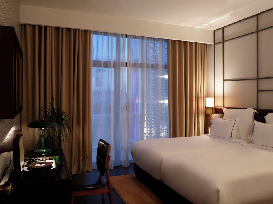 Presidential King Suite | Minibar, desk, soundproofing, free WiFi