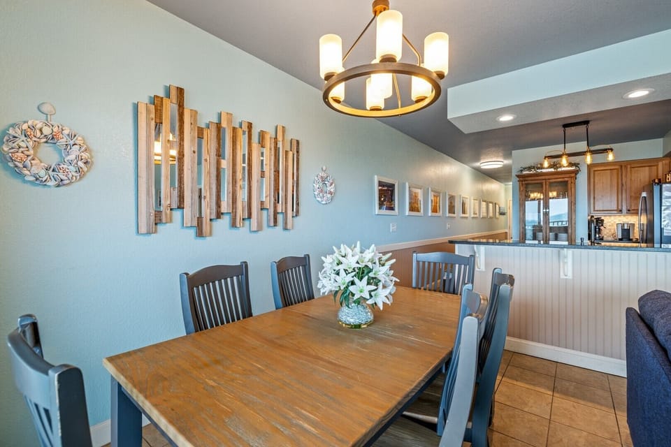 Dining Room Area