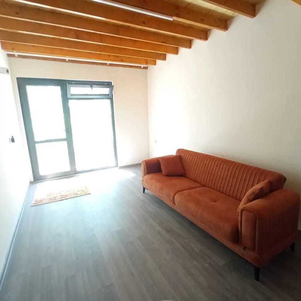 Panoramic Duplex | Living area | LCD TV