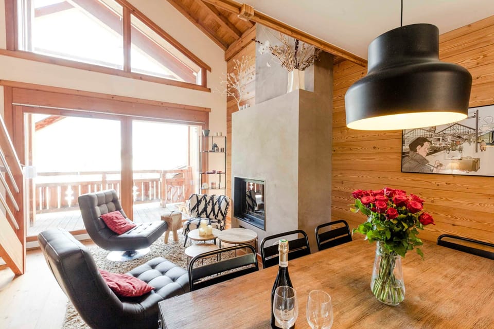 243b76b7-fb7e-4552-a697-9ef6113a64ad